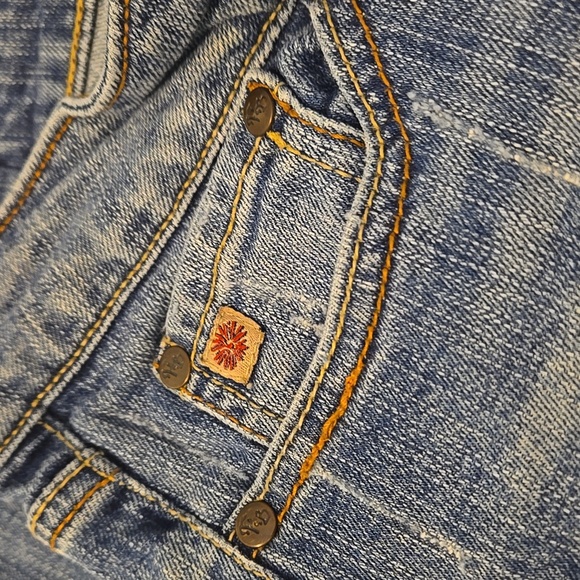 Paris Blues Jeans Womens Size 17 Light Blue Distressed Flare Leg - Picture 3 of 14